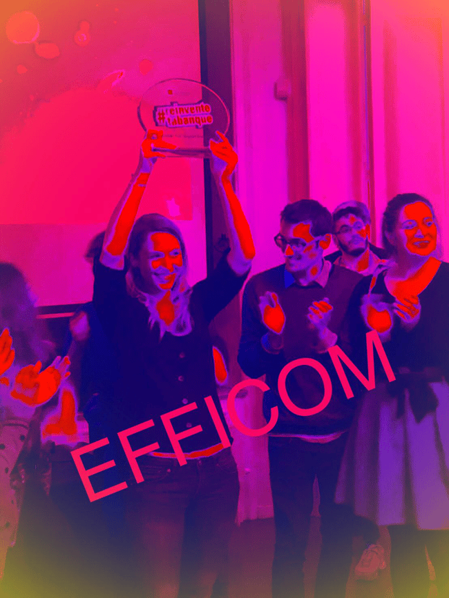 Team EFFICOM Lille et le trophée #REINVENTETABANQUE
